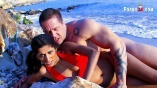 Outdoor Sex: Big Man, Small Brown Girl