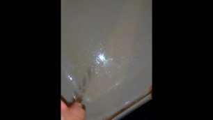 Teen Boy Piss in the Shower