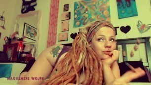 Girl makes a Porno and Cums Quietly
