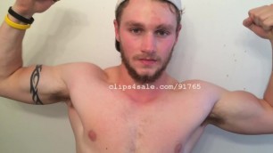 Muscle Fetish - Maxwell Flexing