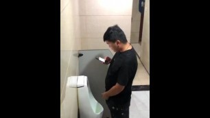 Chubby Guy Pissing