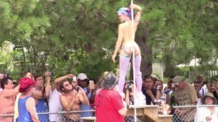 Daizha Morgann - Striptease Public