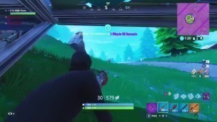 Sexy Man CARRIES Teammates in Fortnite.