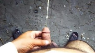 Straight Pissing and Farting Outdoor