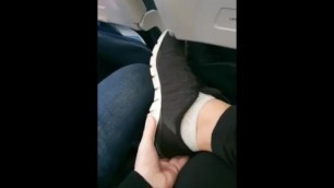 Airplane Shoe Sniffing with Ysmnsfeet