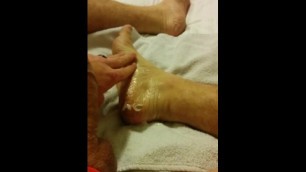 Sexy Verbal Guy Cums on Feet