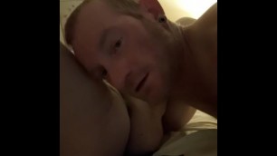 Guy Eats Pretty MILF Pussy