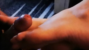 Fuck my Wifes Feet (footjob, Cum)