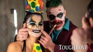TOUGHLOVEX Violet Starr Lets JokerX Stuff her Pussy