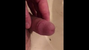 Long Sink Pee. over 2 Min of Piss