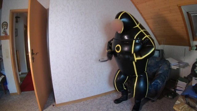 Feel like Binpendum in an Inflatable Suit like an Crashtestdummy
