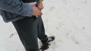 Guy Pisses