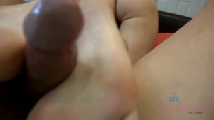 Cali Marie Treats you right by Making you Cum with her Feet