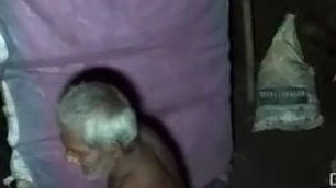 Budhe sasur ne jawaan bahu ko choda hindi audio