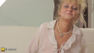 Blonde mature slut mom masturbate alone