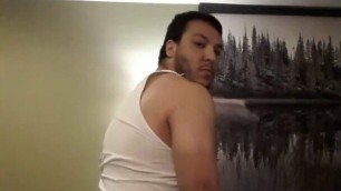 Tranny takes Huge Facial