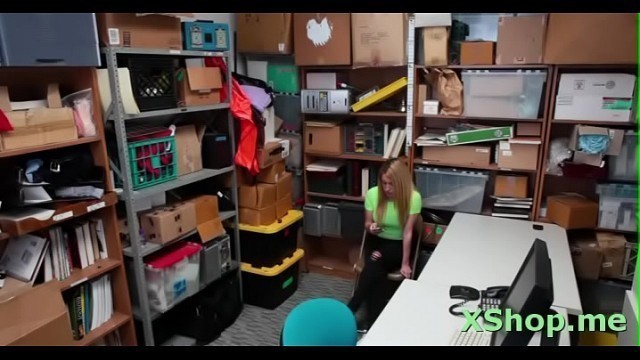 Lovely Alexa Raye enjoys hardcore sex