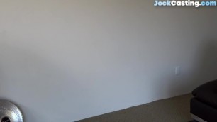 Sixpack amateur jock solo masturbates at the casting