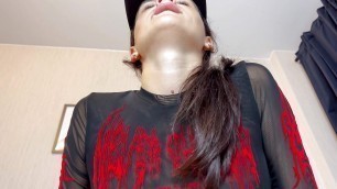 Skinny slut fucked and finished off her narrow pussy