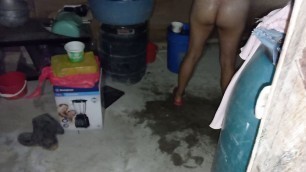 my friend's wife bathes for me... the cuckold is very offered