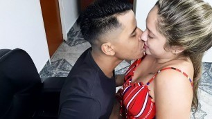I convince my stepsister's bitch very easily to suck my cock