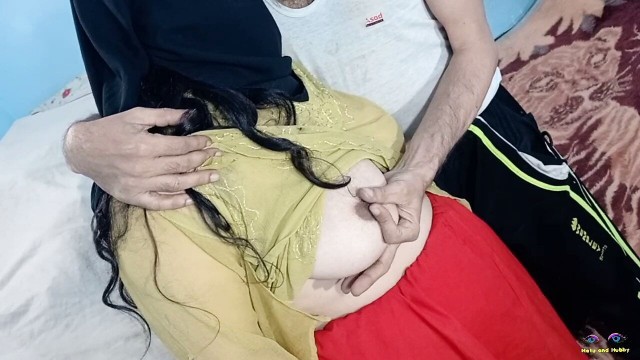 desi cheating wife netu ki xxx choot chudai missionary me, taangein utha kr choda or ungli v ki choot me